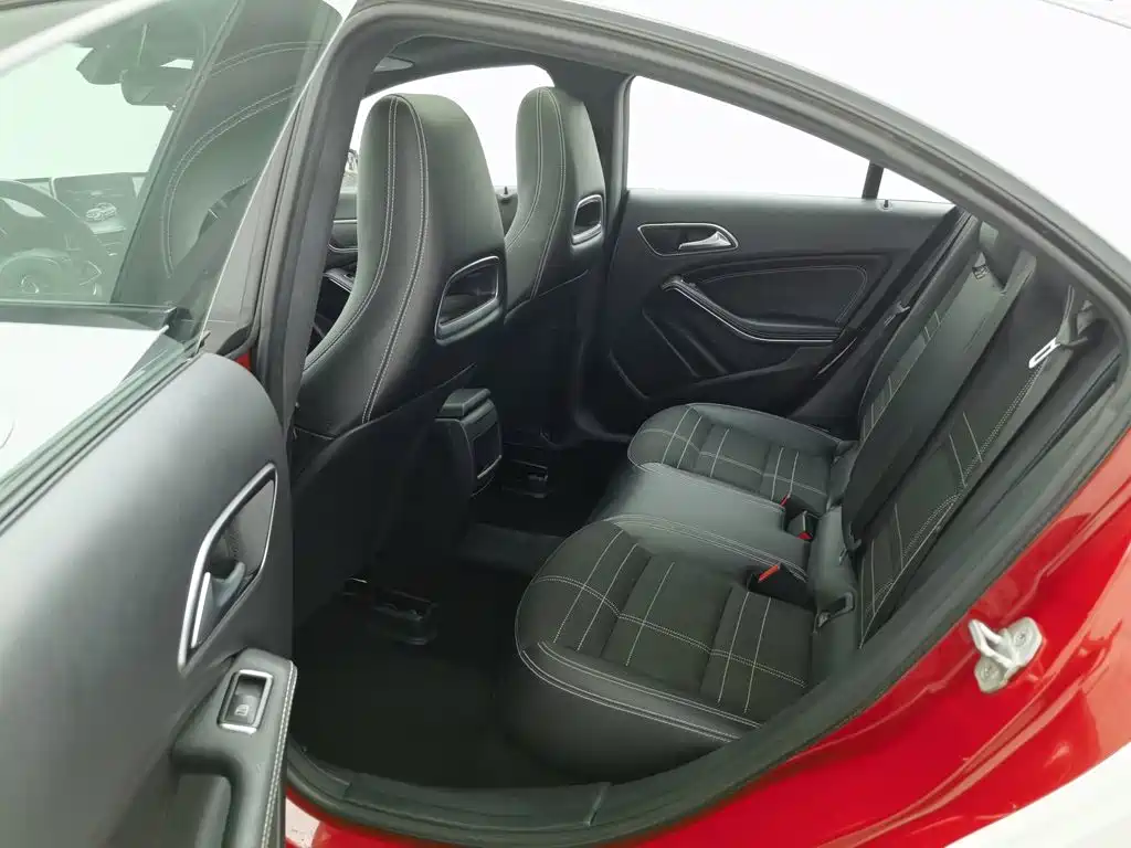 Mercedes-Benz CLA (Import) — миниатюра 15