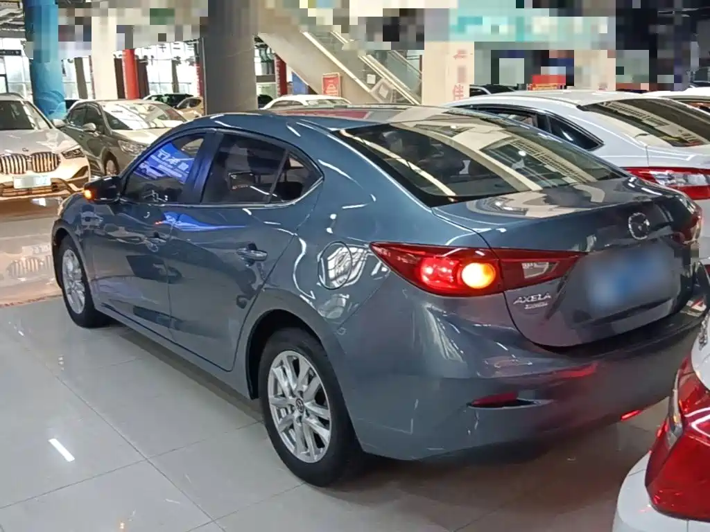Mazda 3 Axela — миниатюра 5