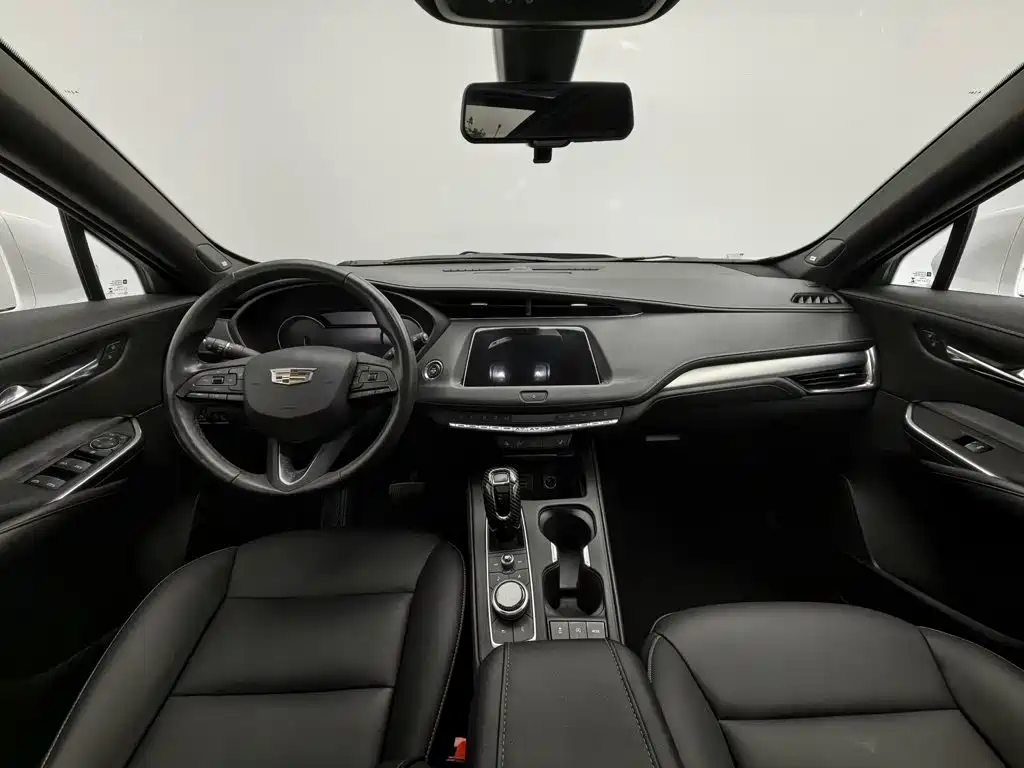 Cadillac XT4 — миниатюра 5
