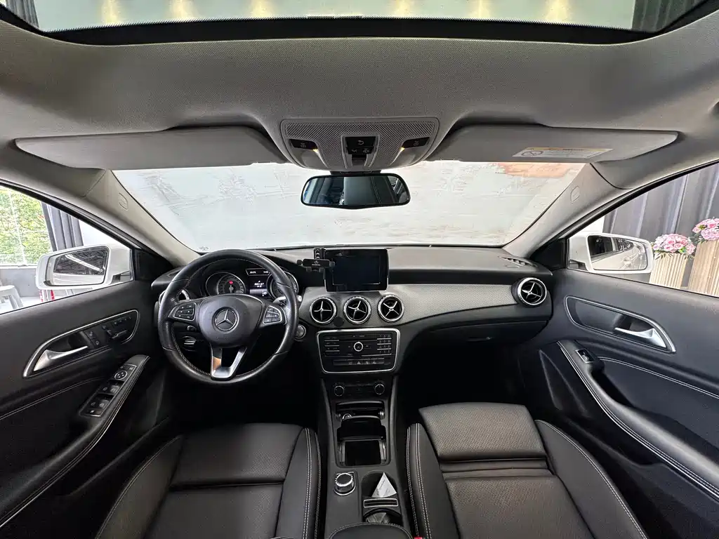 Mercedes-Benz GLA 2016 GLA 200
