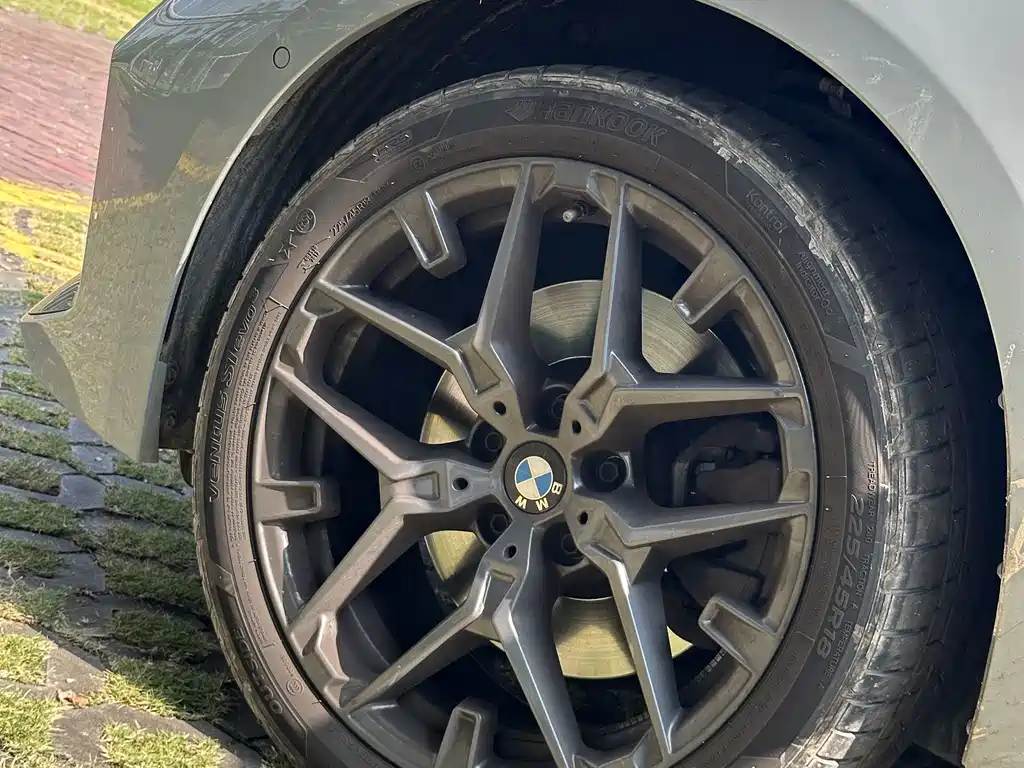 BMW 3 Series — миниатюра 11