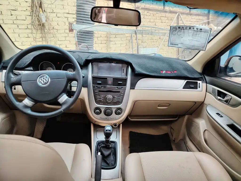Buick Excelle 2013 1.5L MT Premium