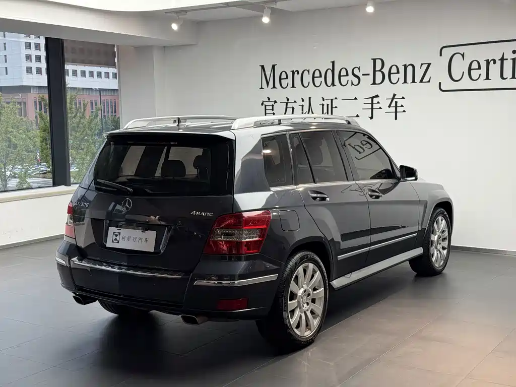 Mercedes-Benz GLK-Class (Import) — миниатюра 17