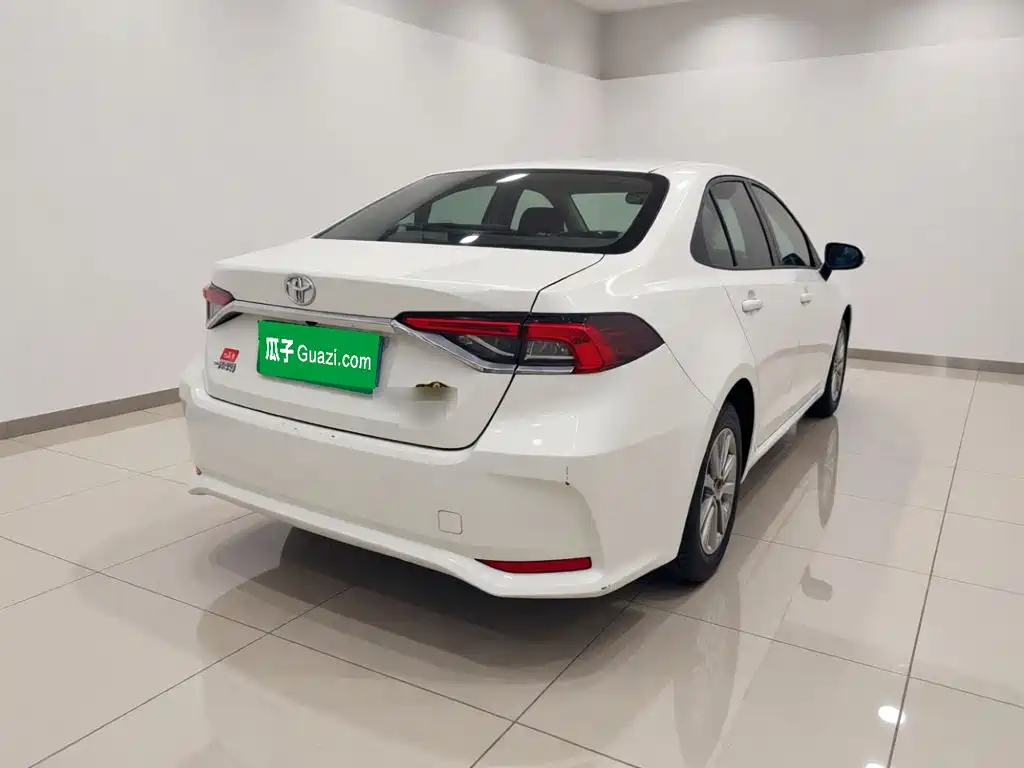 Toyota Corolla — миниатюра 6