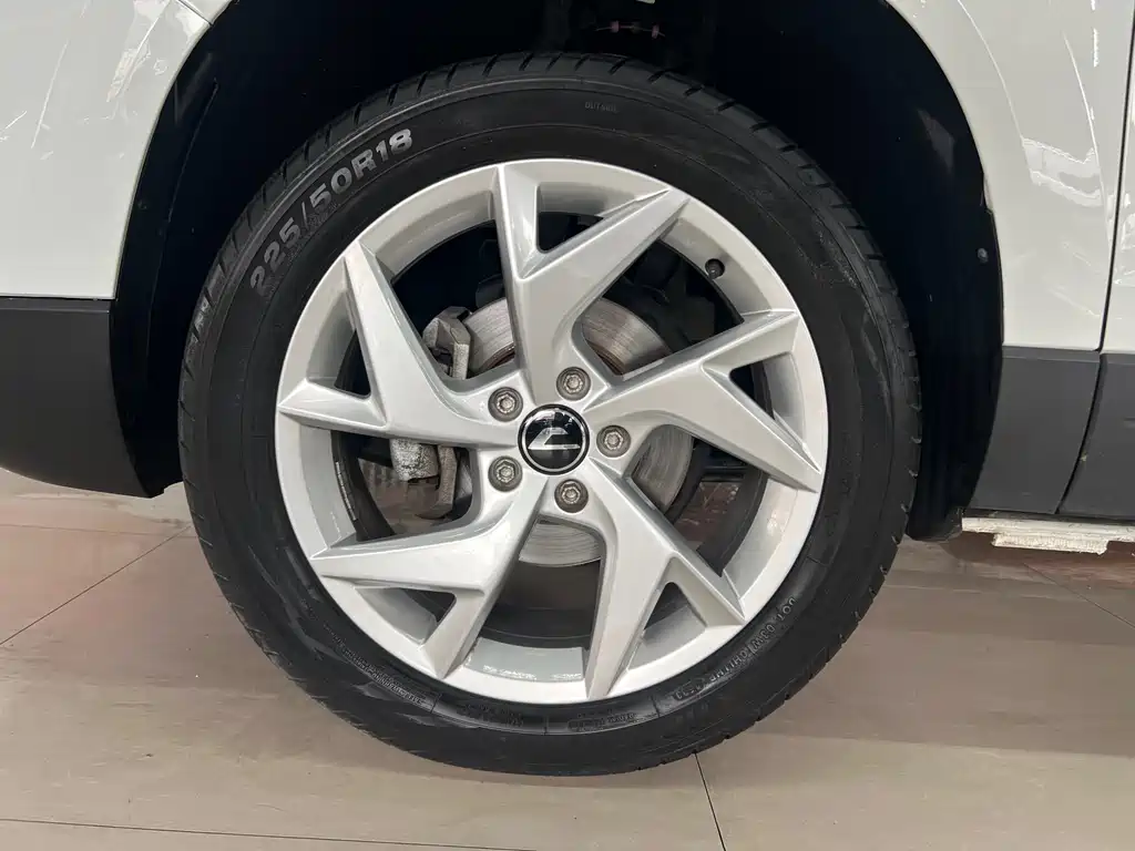 Jetta VS7 - фото 23