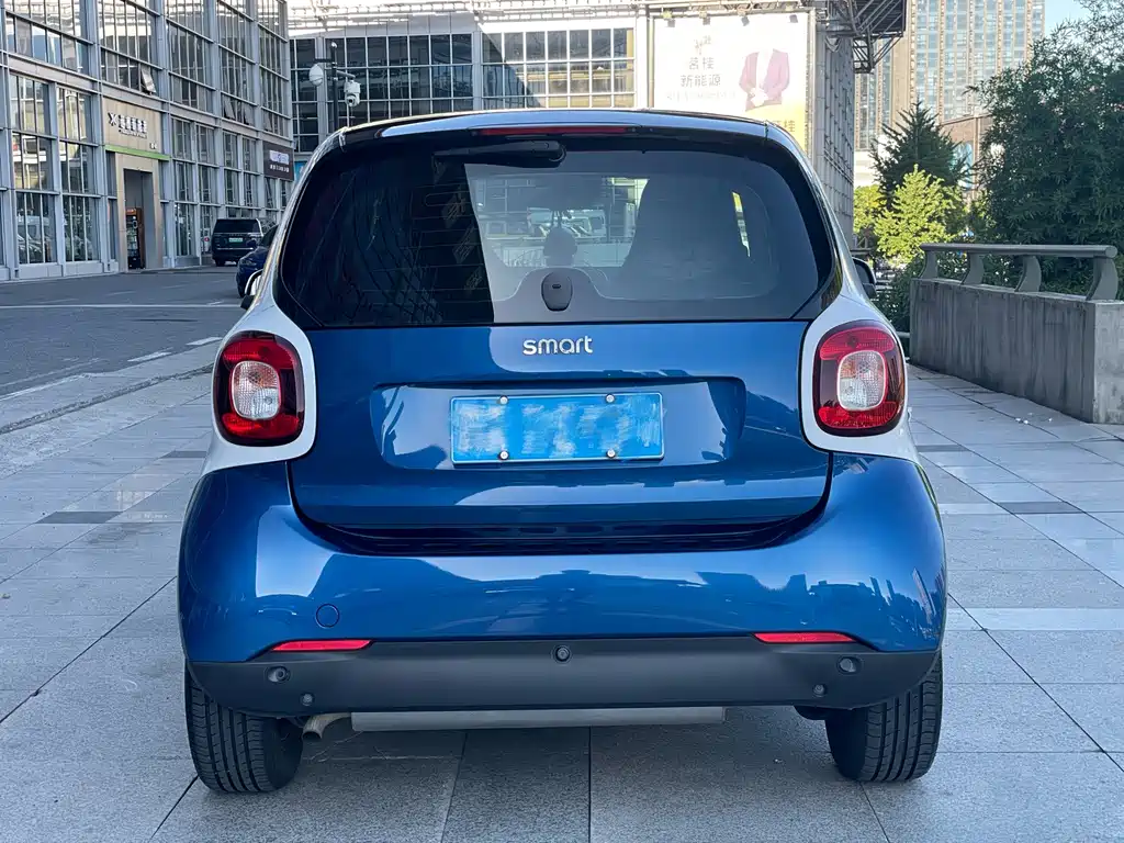 smart Smart Fortwo — миниатюра 6