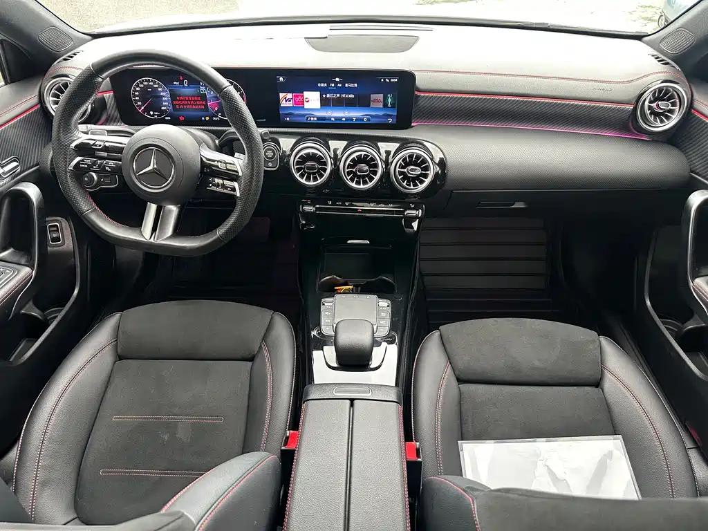 Mercedes-Benz A-Class — миниатюра 7
