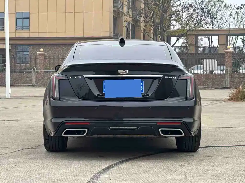 Cadillac CT5 — миниатюра 8