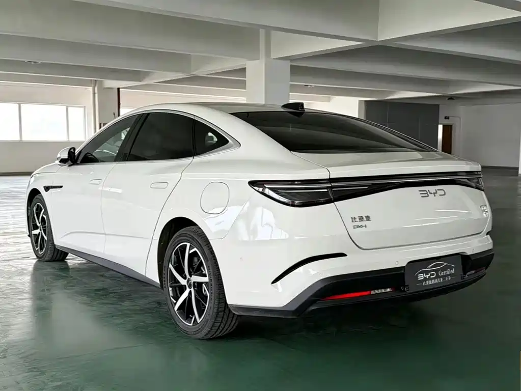 BYD Seal 07 DM-i — миниатюра 4
