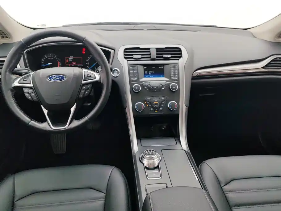 Ford Mondeo — миниатюра 12