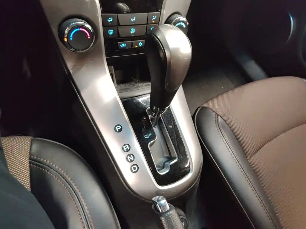 Chevrolet Cruze — миниатюра 14