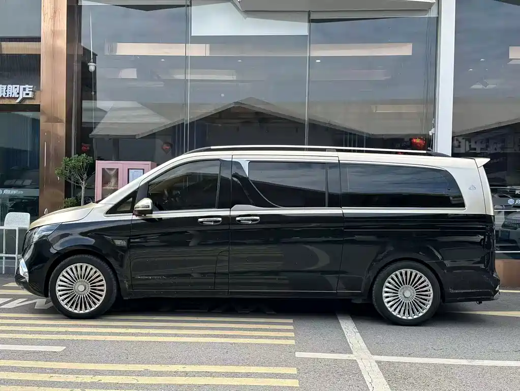 Mercedes-Benz Vito — миниатюра 4