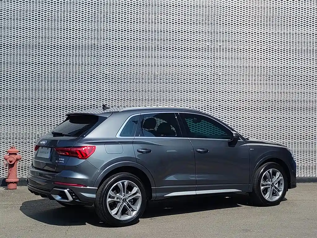 Audi Q3 — миниатюра 4