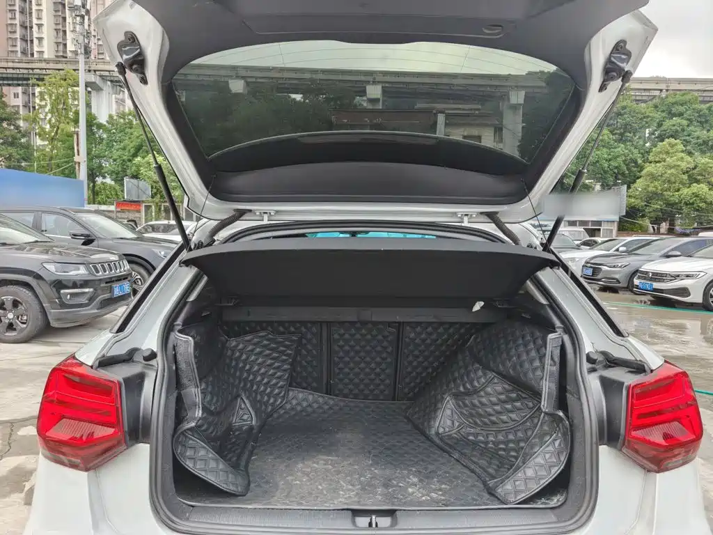 Audi Q2L — миниатюра 19