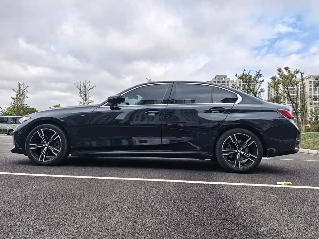 BMW 3 Series — миниатюра 19