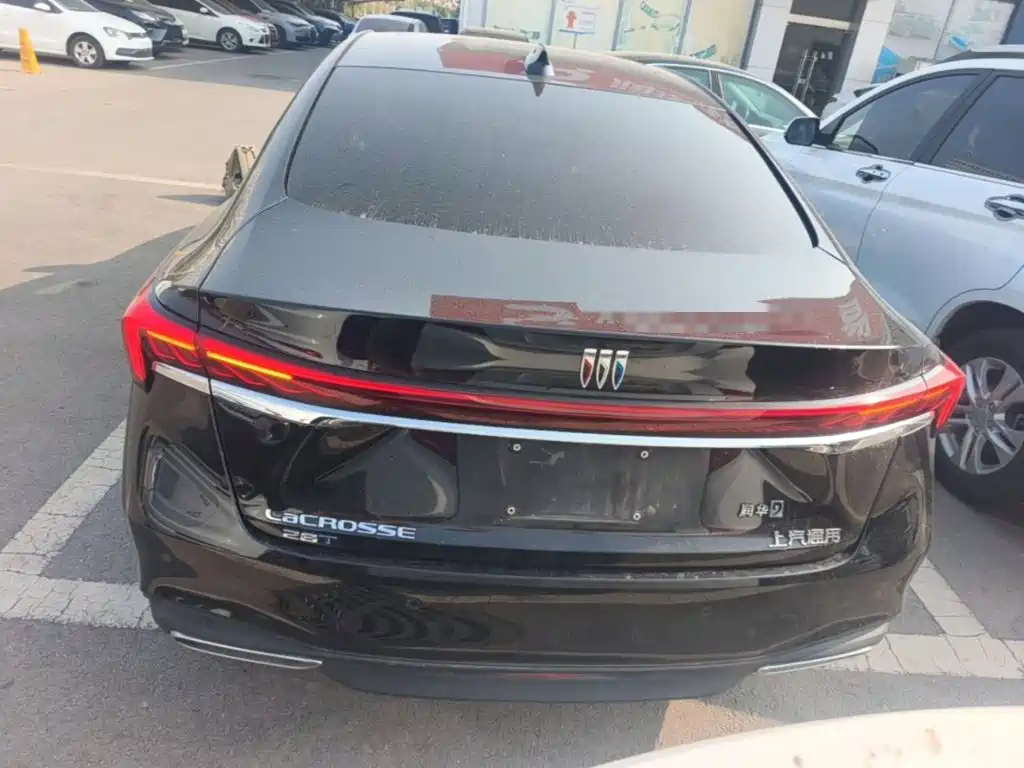Buick LaCrosse — миниатюра 6