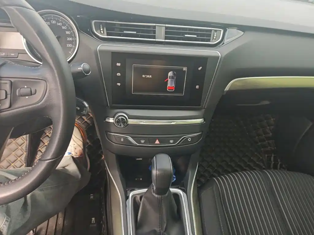 Peugeot 408 — миниатюра 13
