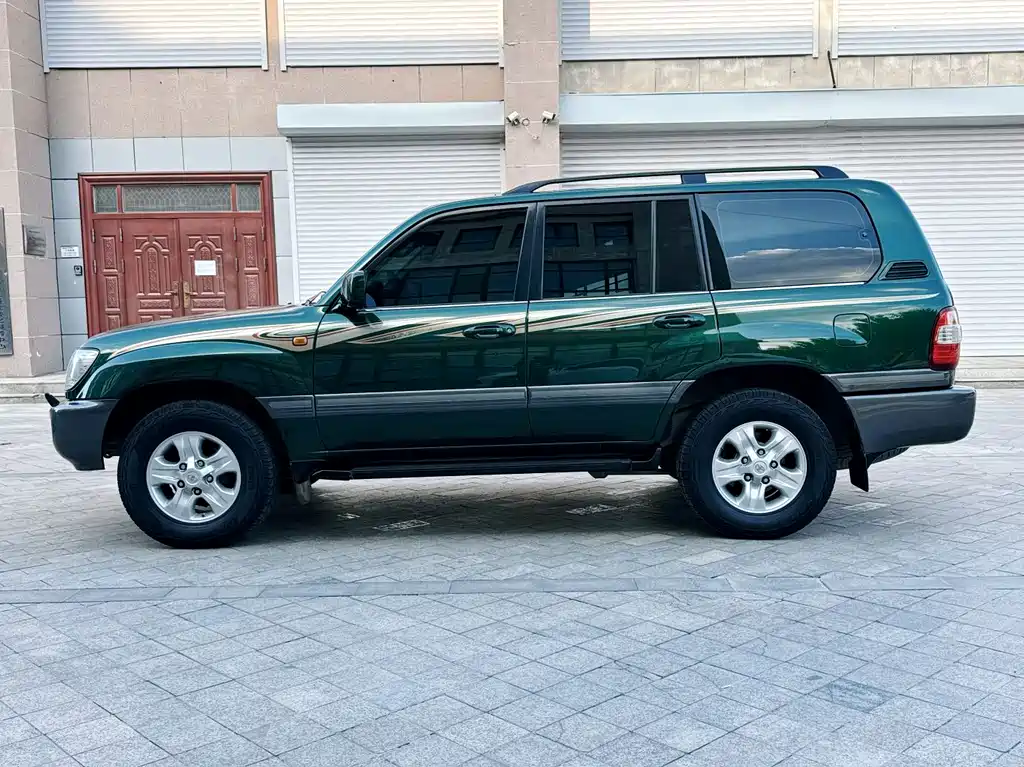 Toyota Land Cruiser — миниатюра 7