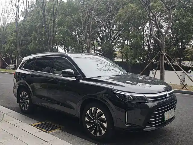 AITO ASK THE WORLD M7 2022