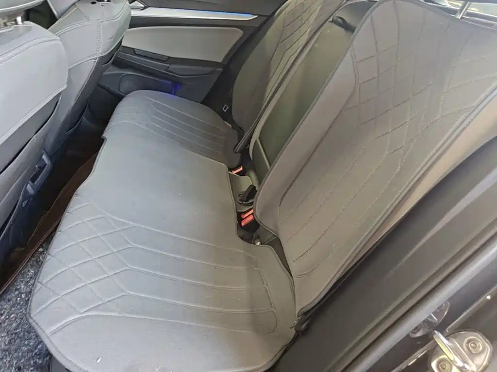 Volkswagen Golf — миниатюра 17