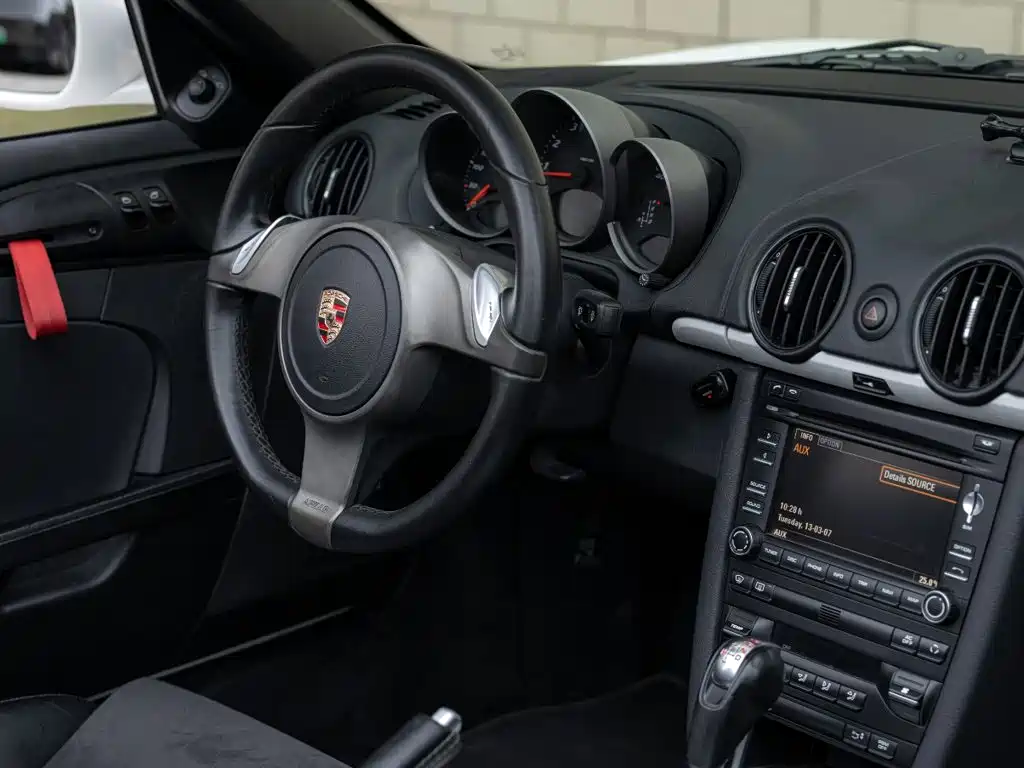 Porsche Boxster — миниатюра 10