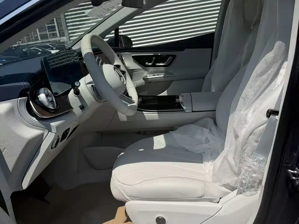 Mercedes-Benz EQE — миниатюра 10