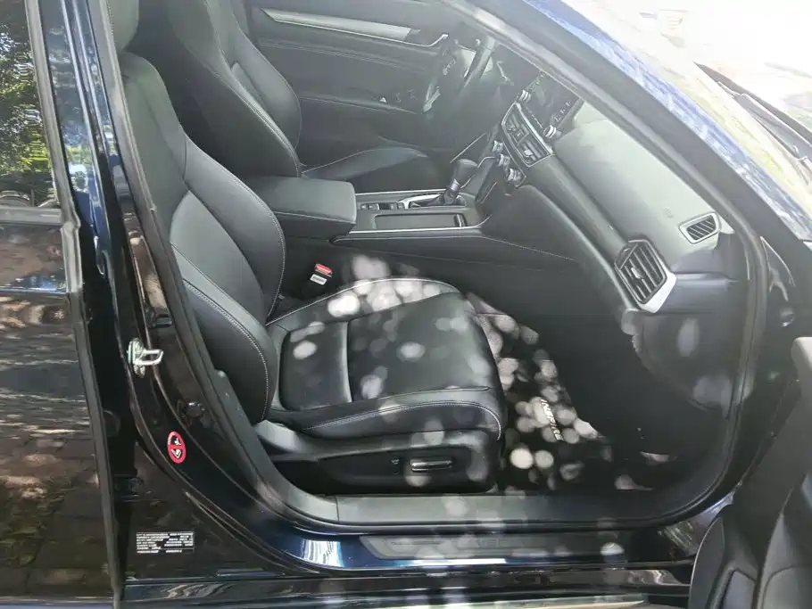 Honda Inspire — миниатюра 8
