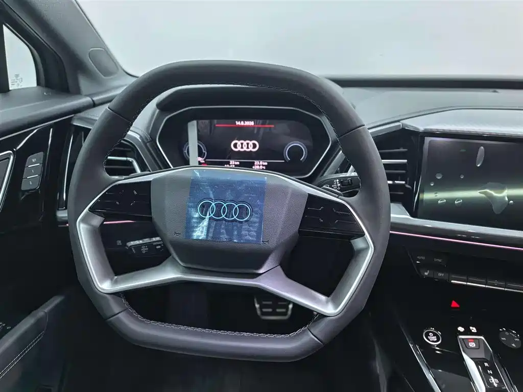 Audi Q4 e-tron — миниатюра 9