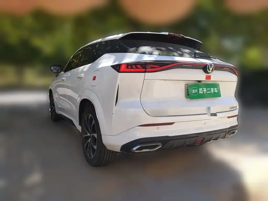 Changan UNI-Z New Energy — миниатюра 5