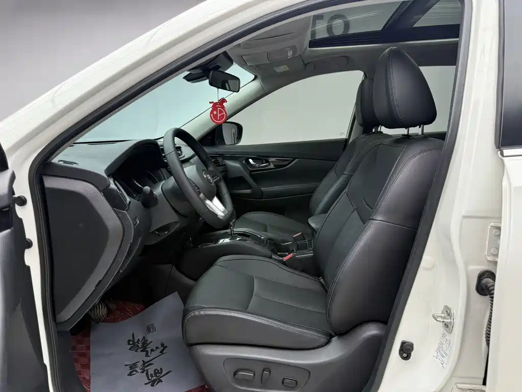 Nissan X-Trail — миниатюра 8