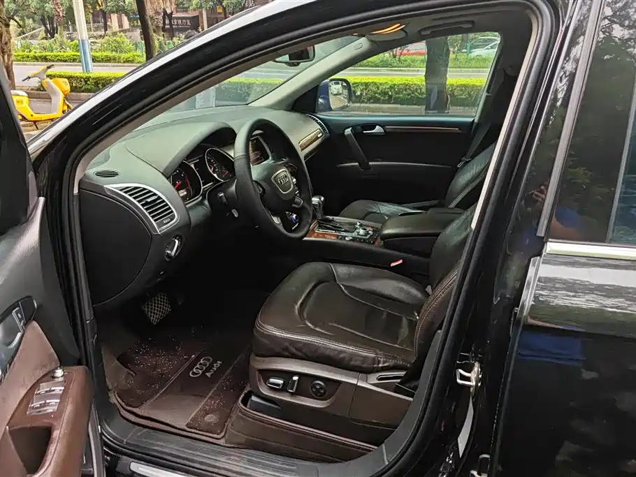Audi Q7 2013 35 TFSI