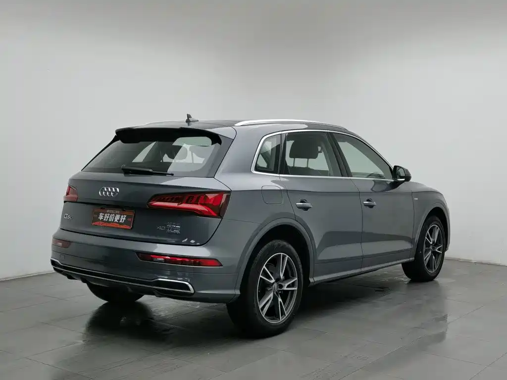 Audi Q5L — миниатюра 2