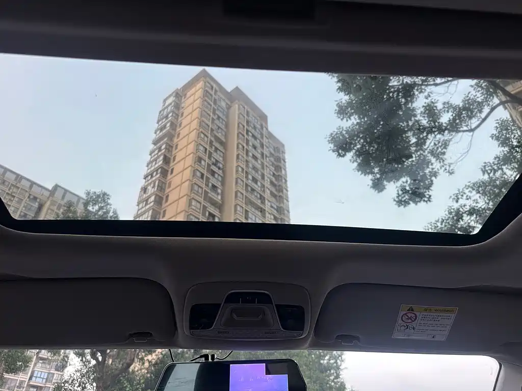 Geely Emgrand — миниатюра 13