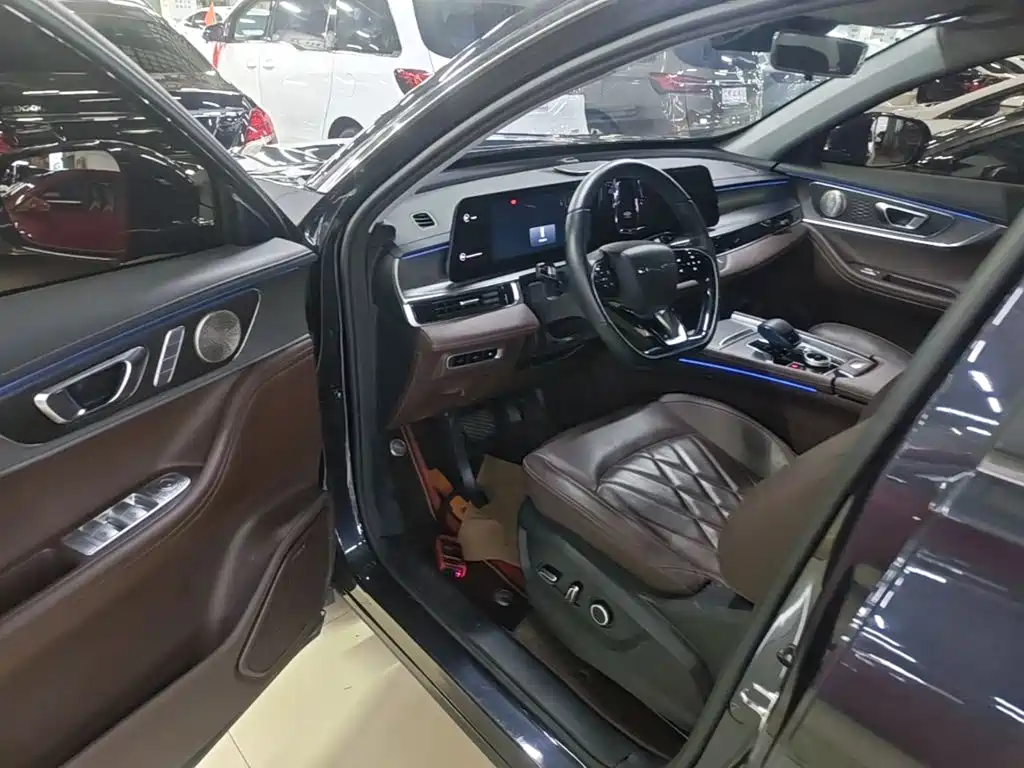 Chery Tiggo 8 PRO NEV Champion Edition 1.5T 100km King Edition, фото 16