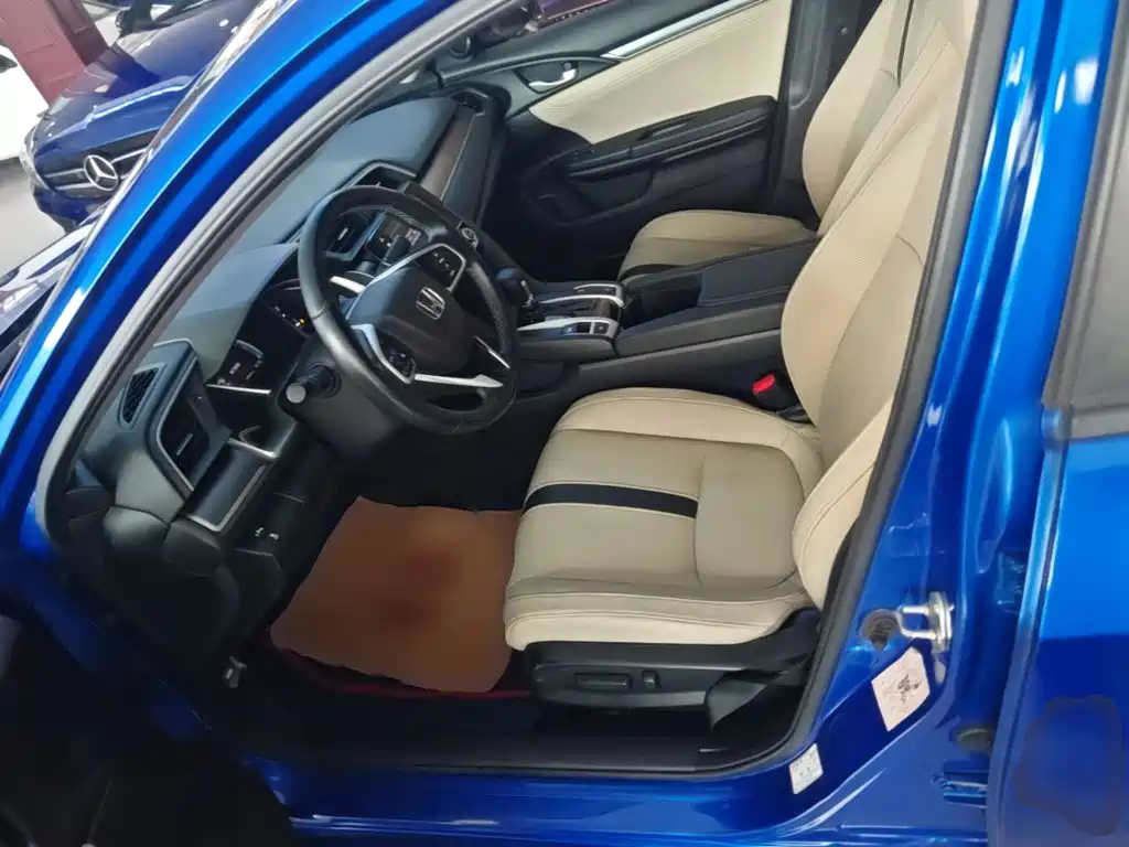 Honda Civic — миниатюра 15
