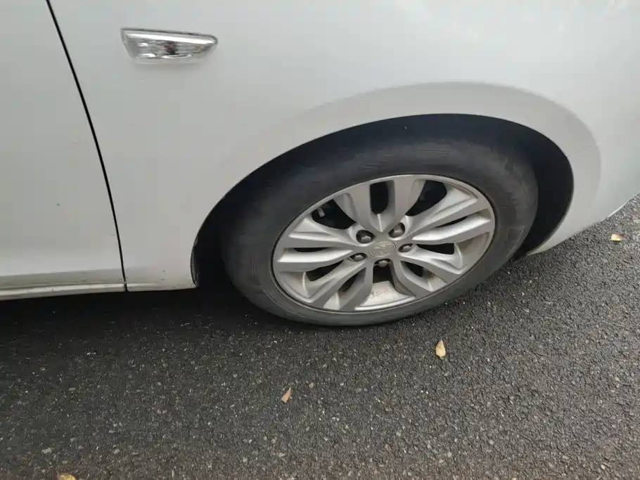 Buick Excelle — миниатюра 6