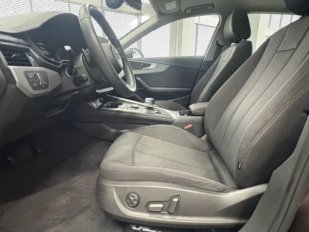 Audi A4L — миниатюра 4