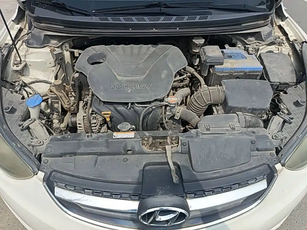 Hyundai Elantra Langdong — миниатюра 25