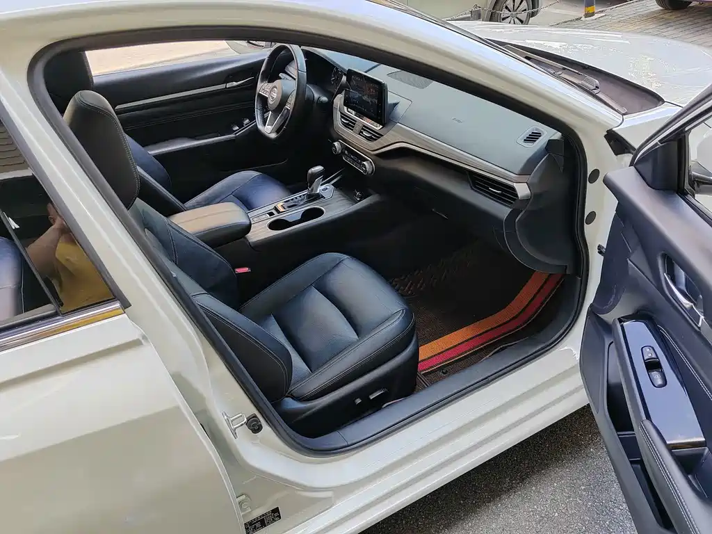 Nissan Teana — миниатюра 9