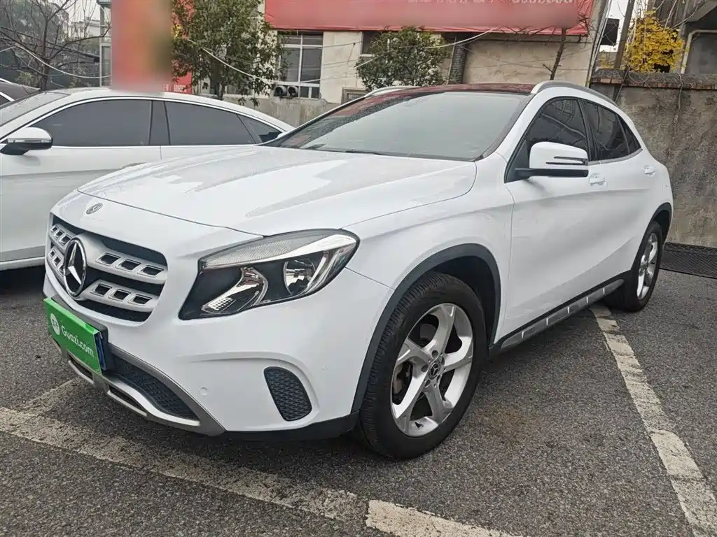 Mercedes-Benz GLA 2019