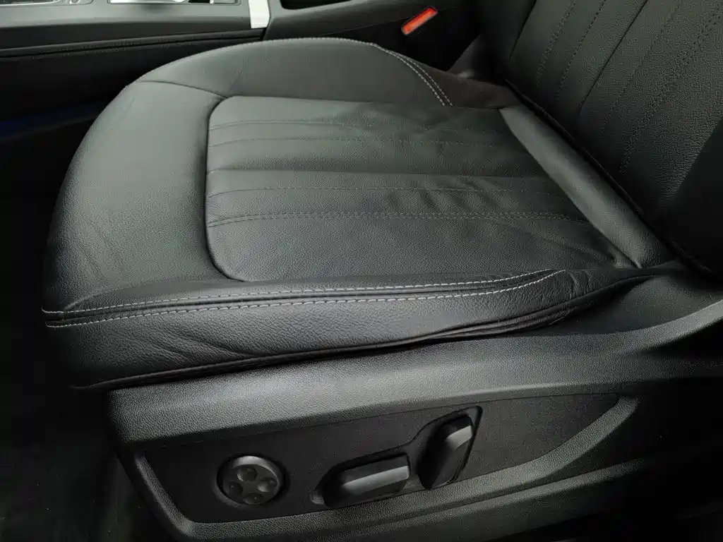 Audi Q5L — миниатюра 20