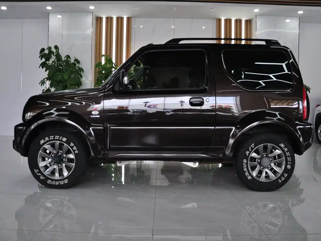 Suzuki Jimny — миниатюра 3