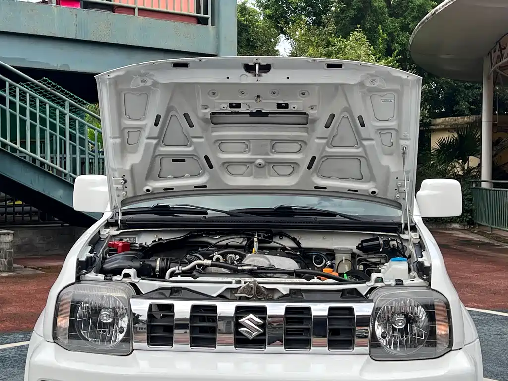 Suzuki Jimny — миниатюра 17