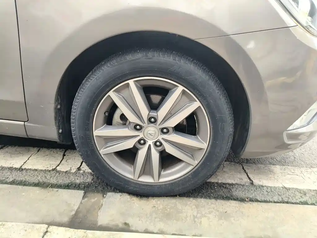 Changan Eado — миниатюра 24