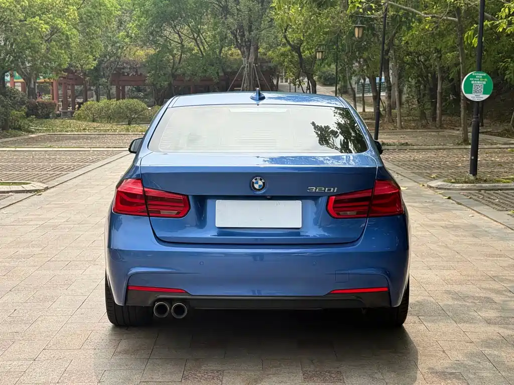 BMW 3 Series — миниатюра 13