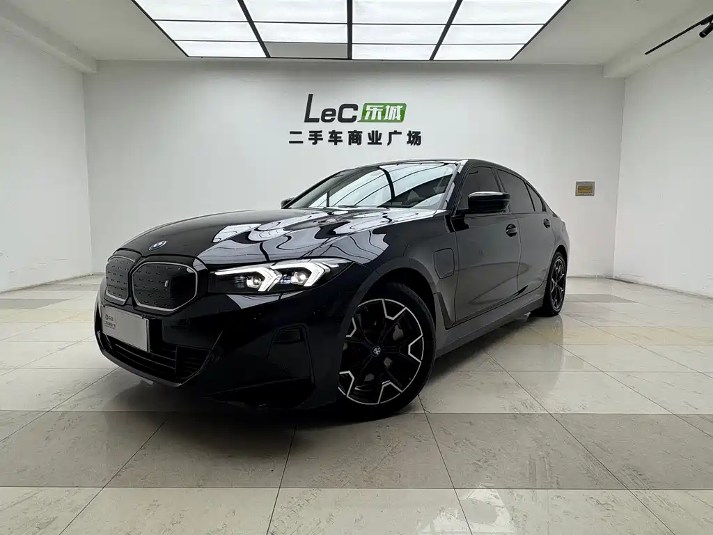 BMW i3 2024