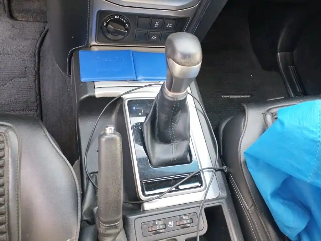 Toyota Prado — миниатюра 10