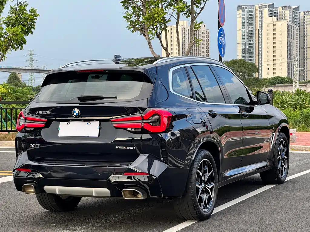 BMW X3 — миниатюра 12
