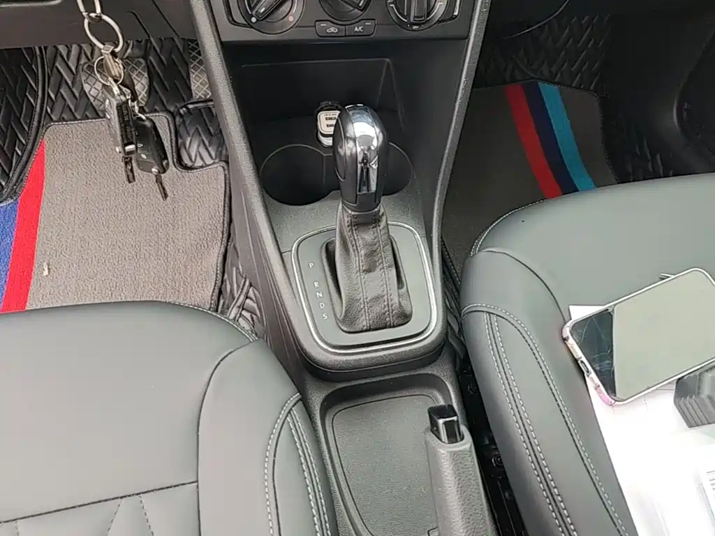 Volkswagen Polo — миниатюра 14