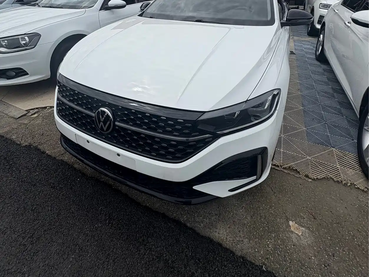 朗逸 2024款 300TSI DSG星空满逸版 2024